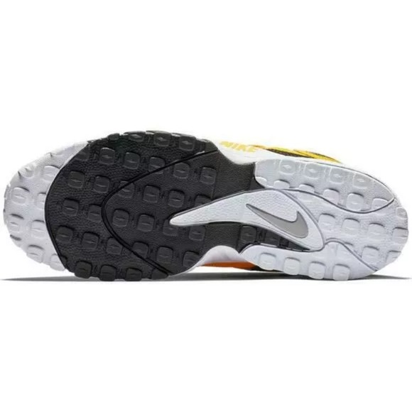 Nike Men's Yellow and Black Air Sneakers - Picture 6 of 10